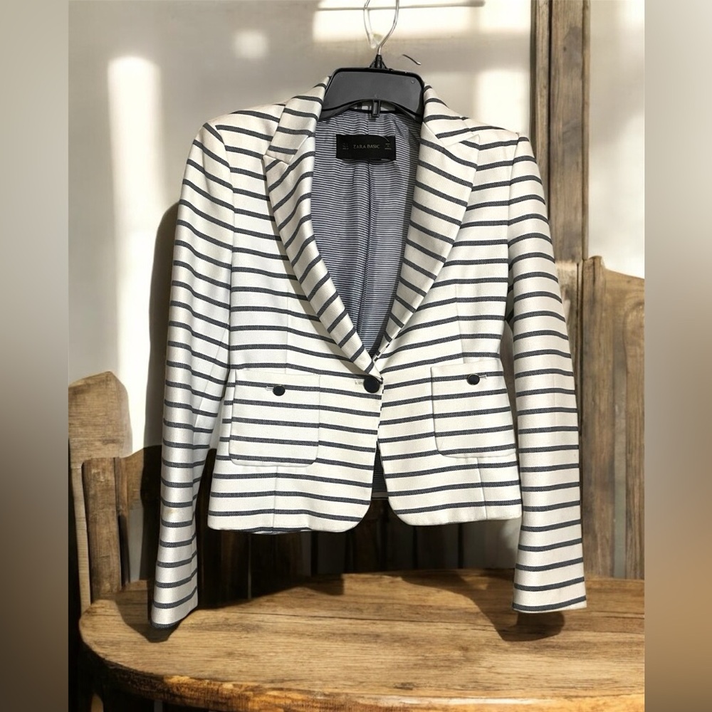 Zara Basic Striped One Button Jacket - image 1